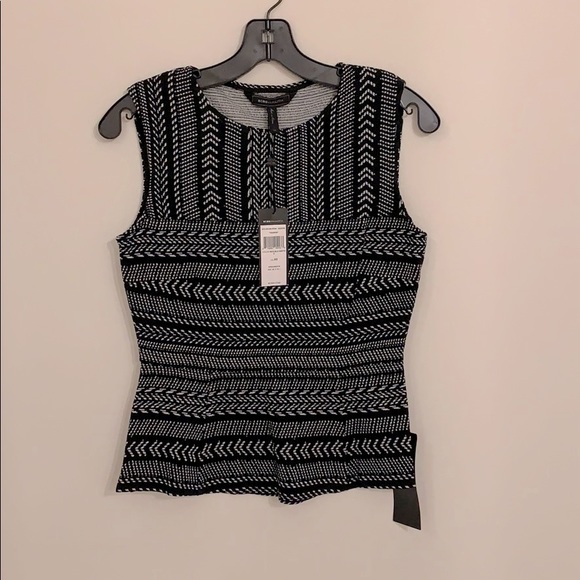 Top - Picture 1 of 1